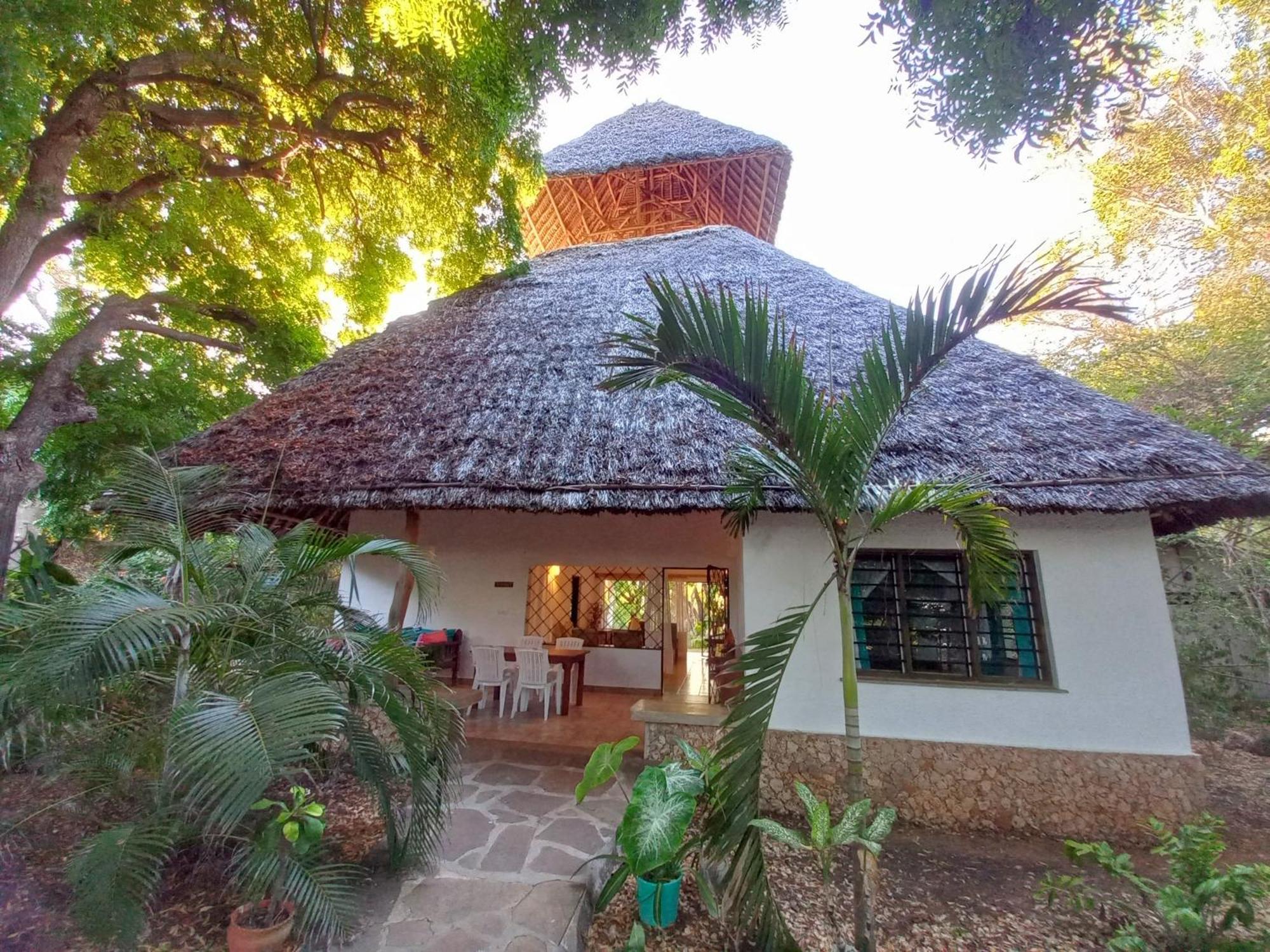 Watamu Beach Cottages Quarto foto